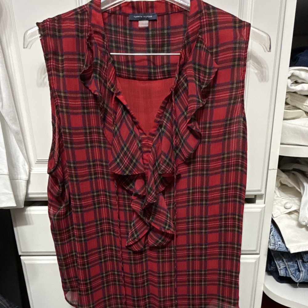 Tommy Hilfiger Women's XL Red/Black Plaid Sleeveless Ruffle V-Neck Blouse